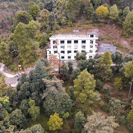 Hotel Candle Wood Chamba  Bagian luar foto